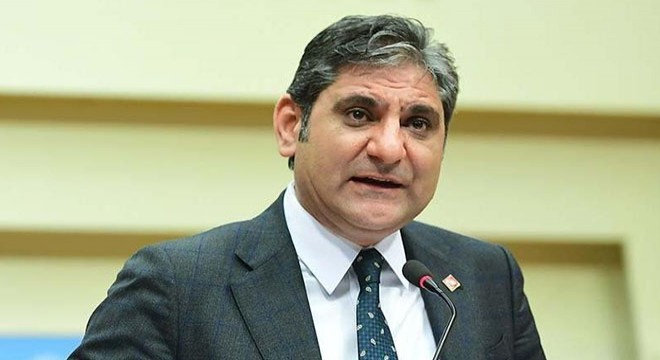 CHP'li Aykut Erdoğdu ve YDK üyesi eşi partiden istifa etti