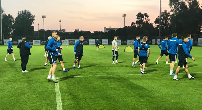 İzlanda Milli Takımı, Türkiye maçına Antalya'da hazırlandı
