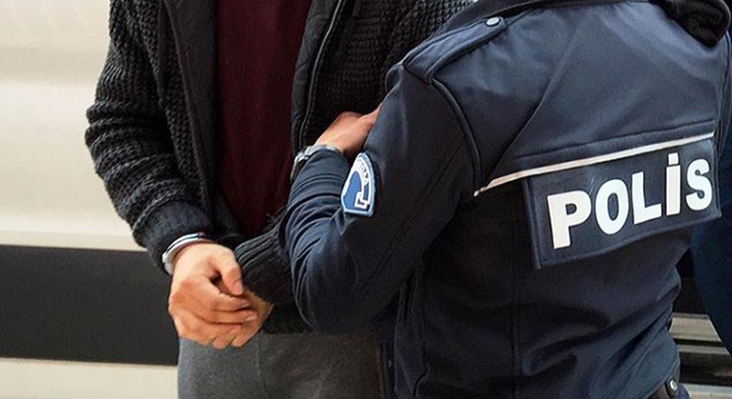 İzmir'de FETÖ operasyonu: 10 gözaltı