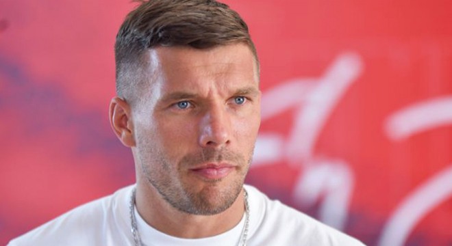 Lukas Podolski'den Avrupa Süper Ligi'ne tepki