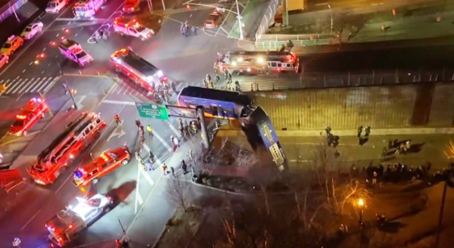 New York'ta otobüs kazası: 8 yaralı