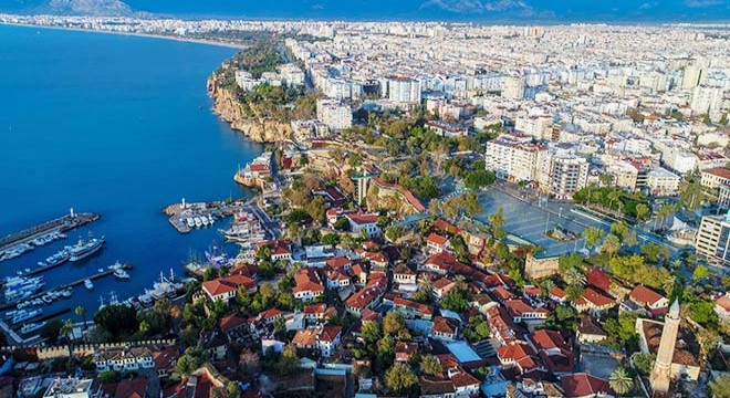 Yabancılara konut satışında İstanbul, Antalya'yı geçti