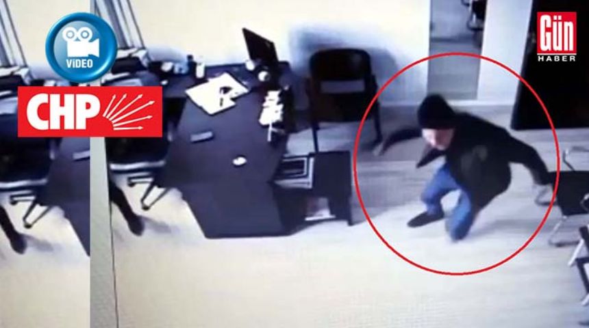 CHP'li belediye başkanına silahlı saldırı anı kamerada...