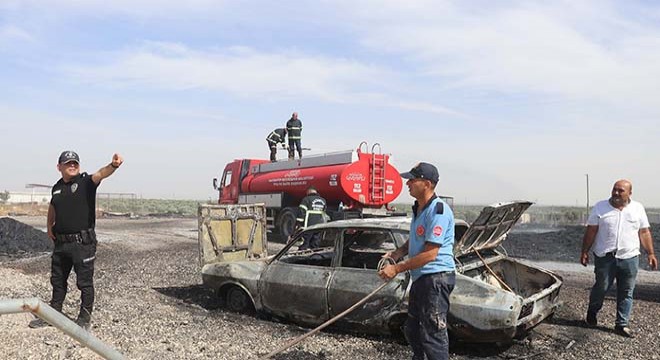 İş yerinde yangın; yakındaki 5 araç da kullanılamaz hale geldi