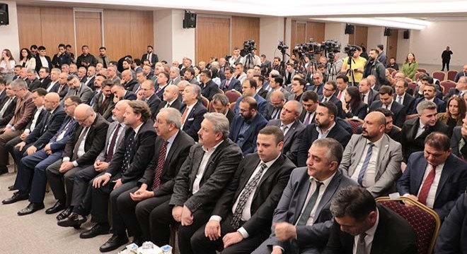 'İstihdam Fuarı'na, yüzlerce kişi katıldı