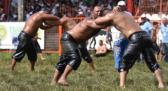 Kırkpınar'da bu yıl 852 pehlivan kol bağlayacak