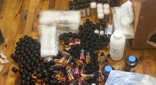 3265 litre alkol ve 12 bin 950 şişe ve kapağı ele geçirildi