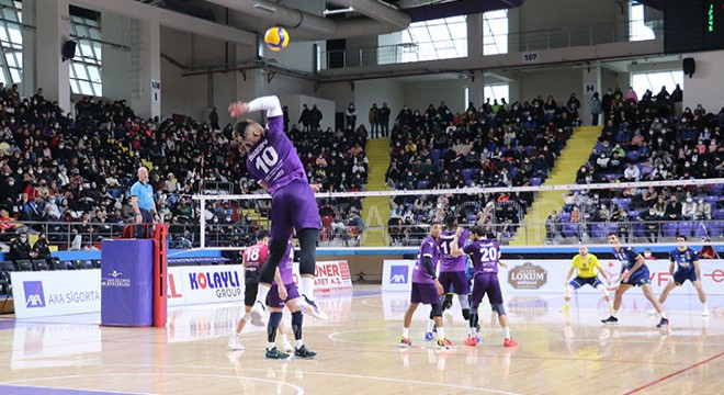 Afyon belediye takımları liglerden çekildi