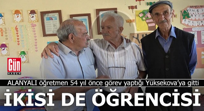 Alanyalı öğretmen 54 yıl sonra öğrencileriyle buluştu