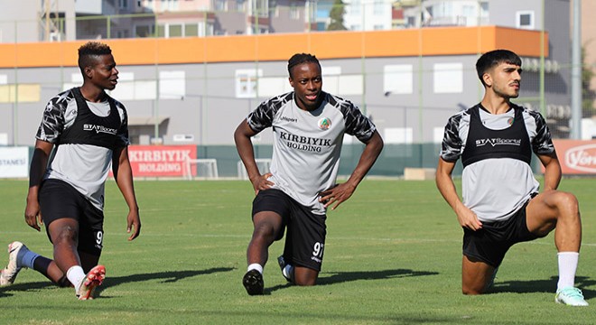 Alanyaspor, Başakşehir'e hazır