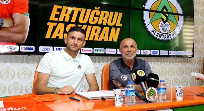 Alanyaspor'un yeni file bekçisi Ertuğrul Taşkıran