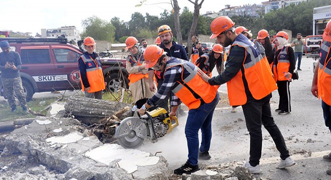 Antalya AFAD'dan gönüllülere kurtarma eğitimi