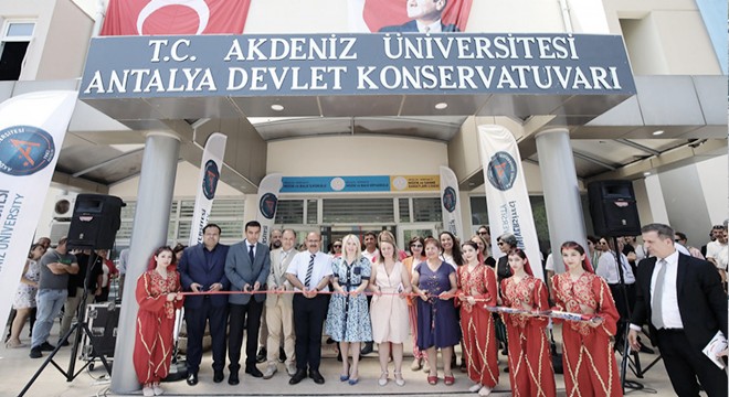 Antalya Devlet Konservatuvarı yeni binasına kavuştu