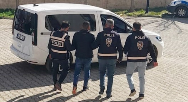 Antalya'da 258 yıl hapisle aranan cezaevi firarisi yakalandı