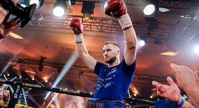 Antalya'da Rus boksör Gassiev, İsveçli Wallin'e yenildi