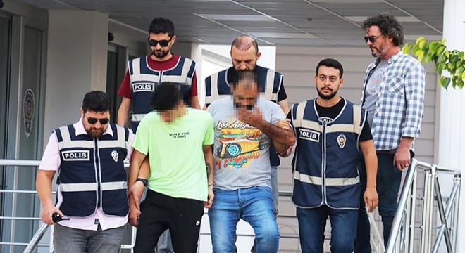 Antalya'da taksi çarpmasıyla öldü, 2 sanığa hapis cezası