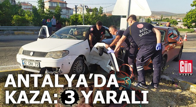 Antalya'da kaza: 3 yaralı