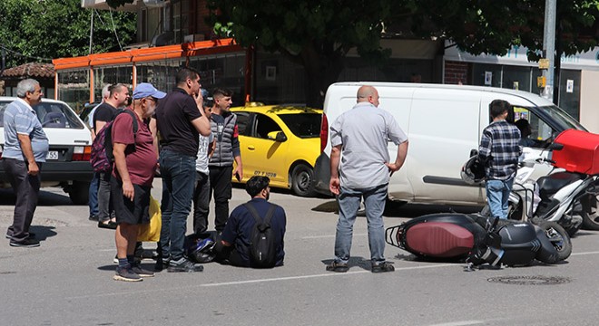 Antalya'da kazayı küçük sıyrıklarla atlattı