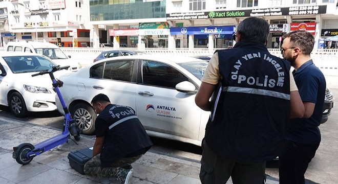 Antalya'da para torbasını çalan 2 şüpheliden 1'i, yakalandı