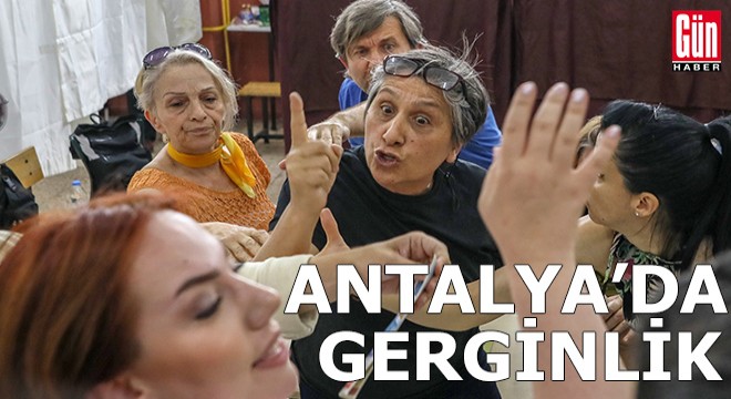 Antalya'da sandık başında gerginlik