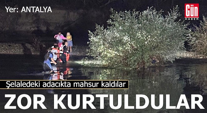 Antalya'da şelaledeki adacıkta mahsur kalan aile kurtarıldı