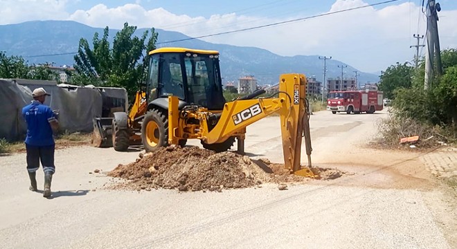 Antalya'da su şebekesi tamir edilirken doğalgaz hattını patlattılar