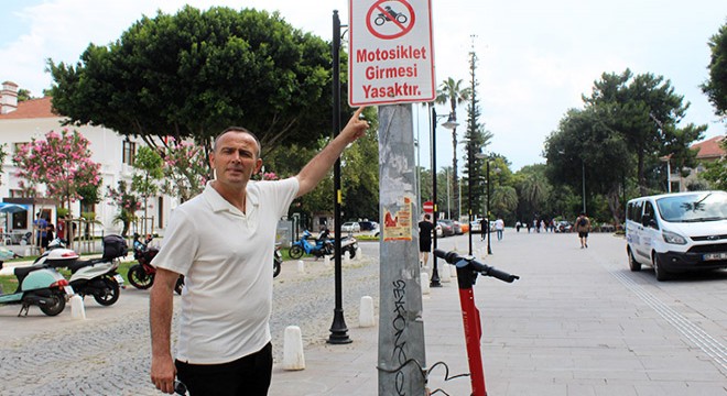 Antalya'da tarihi parkta motosiklet rahatsızlığı