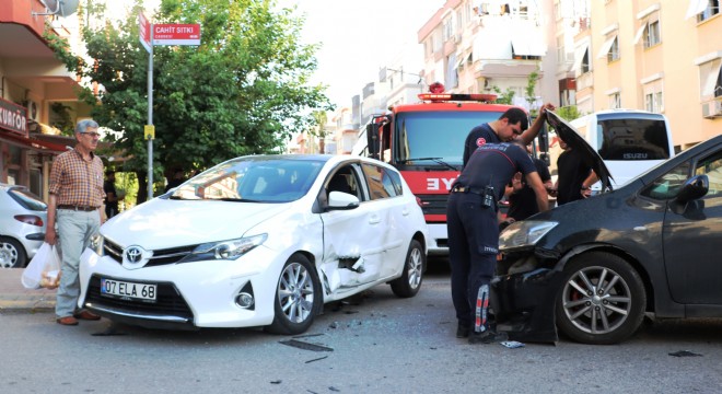 Antalya'da yaralamalı trafik kazası