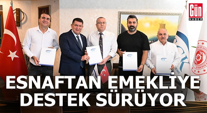 Antalya esnafından emekliye destek sürüyor