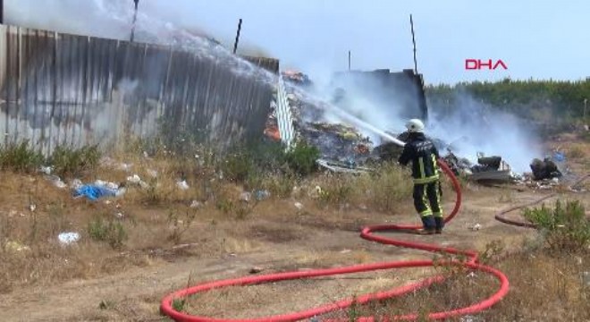 Antalya geri dönüşüm merkezinde yangın