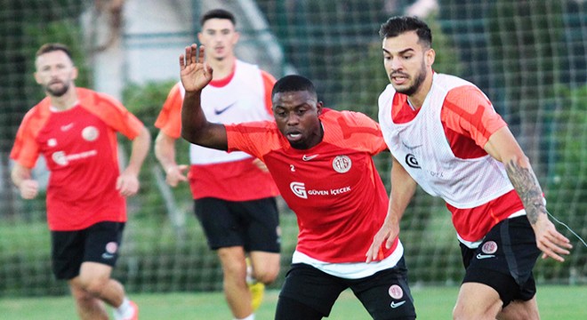 Antalyaspor, Kayseri'ye 4 eksikle gidiyor