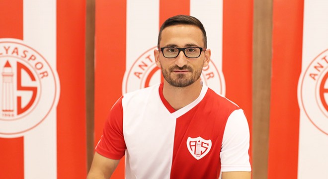 Antalyaspor'un ilk transferi Erdoğan Yeşilyurt