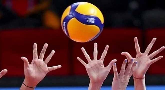 Aydın voleybolda Muratpaşa önünde