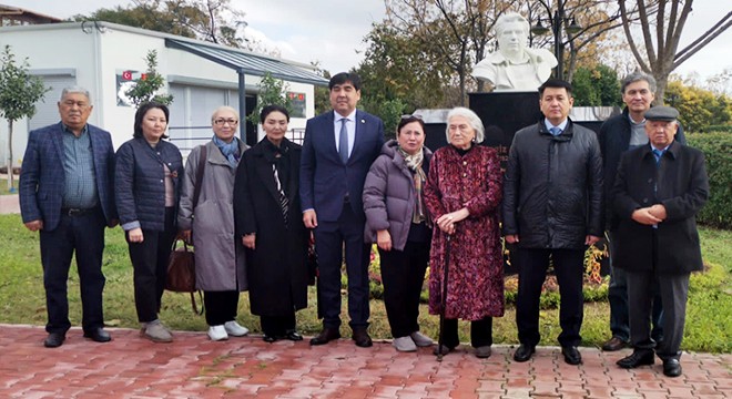 Aytmatov'a kız kardeş ziyareti