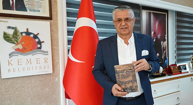 Başkan Topaloğlu'ndan öğretmenlere anlamlı hediye