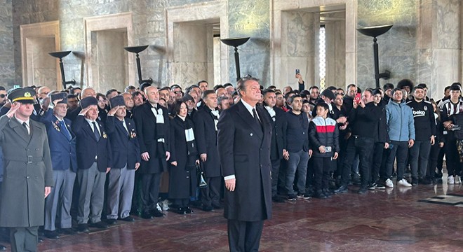 Beşiktaş'ta yeni yönetimden Anıtkabir'e ziyaret