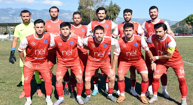 Demrespor, Antalya Minik Kramponlarspor ile puanları paylaştı