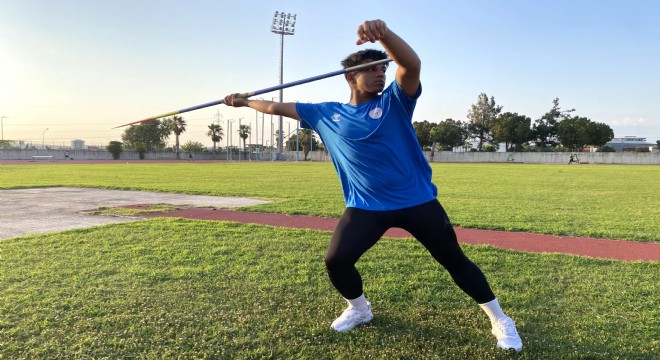 Depremzede sporcu, cirit atmada Türkiye şampiyon oldu