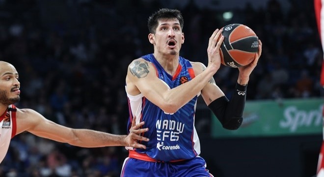 Derek Willis'ten Anadolu Efes'e kötü haber