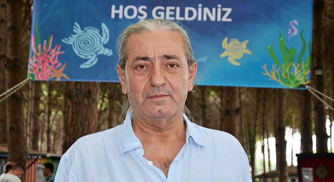 Dr. Canbolat, Antalya'da deniz kaplumbağaları ile ilgili bilgi verdi