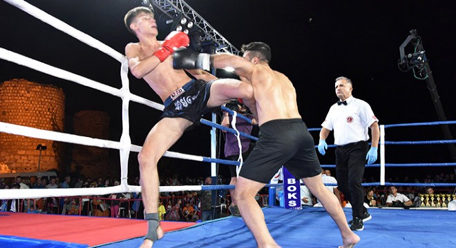 Eğirdir'de kick boks heyecanı