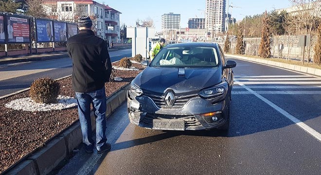 Elazığ'da 18 aracın karıştığı 'buzlanma' kazası: 1 yaralı