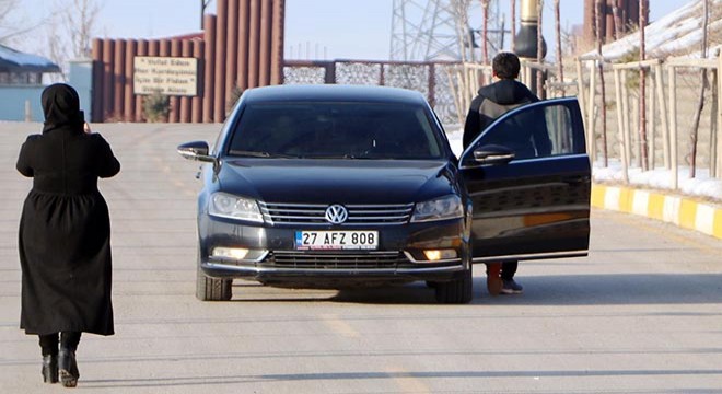 Erzurum'da 'gizemli yol' şaşırtıyor