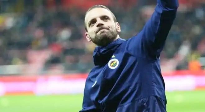 Eski Fenerbahçeli yıldız futbolu bıraktı