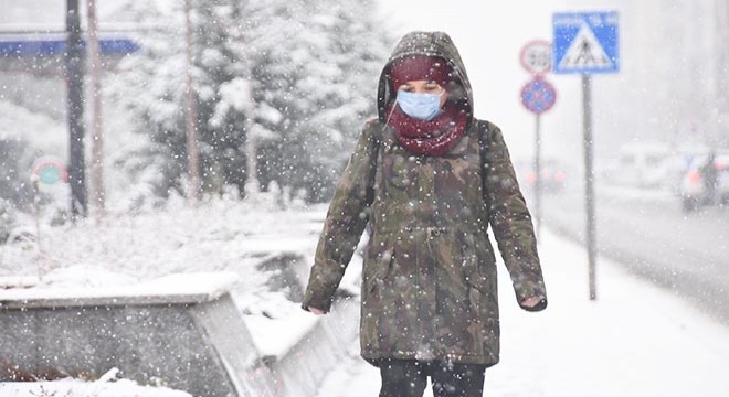 Eskişehir beyaza büründü