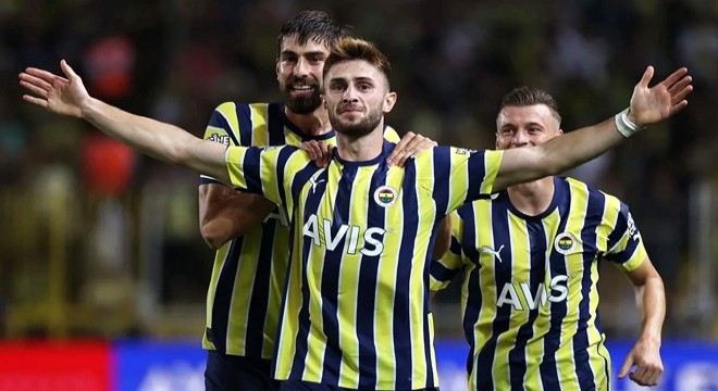 Fenerbahçe İsmail'i bırakmıyor