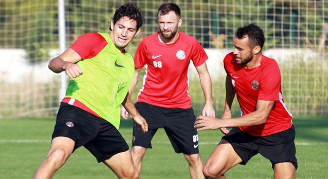 Fenerbahçe ile Antalyaspor arasında 47'nci randevu