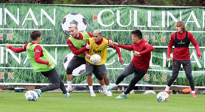 Galatasaray'da kamp çalışmaları sürüyor