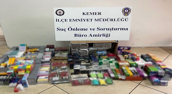 Gümrük kaçağı tütün ürünleri ve elektronik sigara ele geçirildi