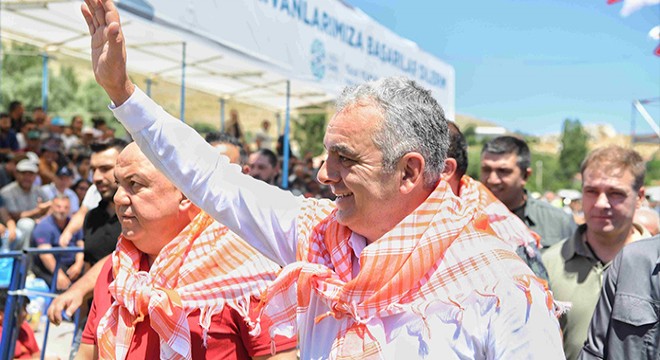 Güreşin kalbi Antalya Feslikan’da attı